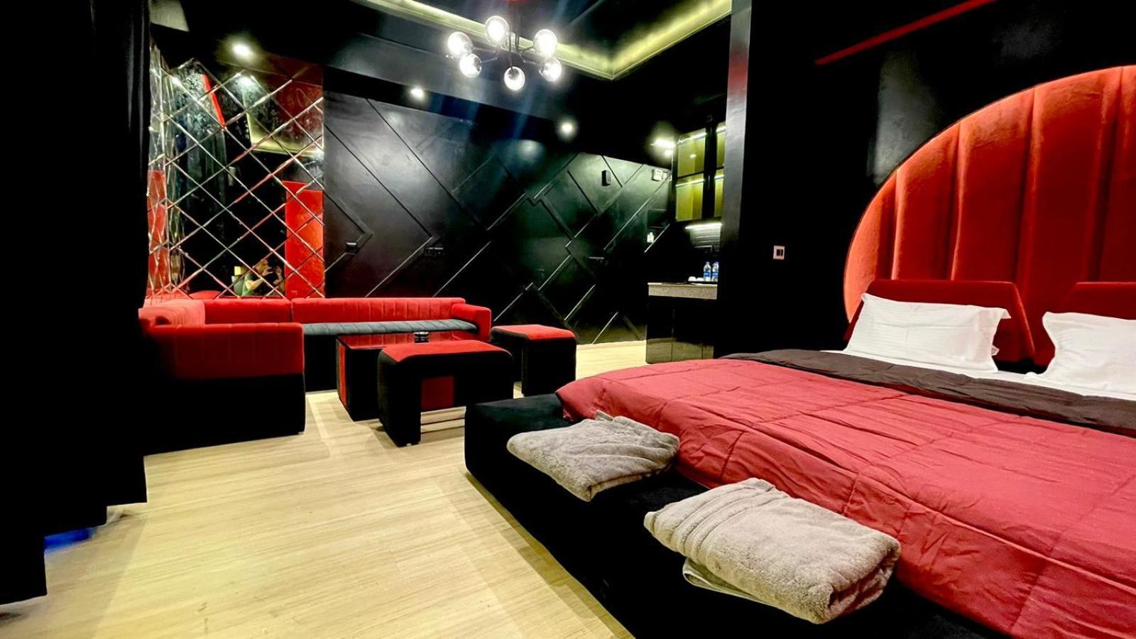 Апарт отель The Grace Residency - Gomtinagar, Лакхнау Экстерьер фото